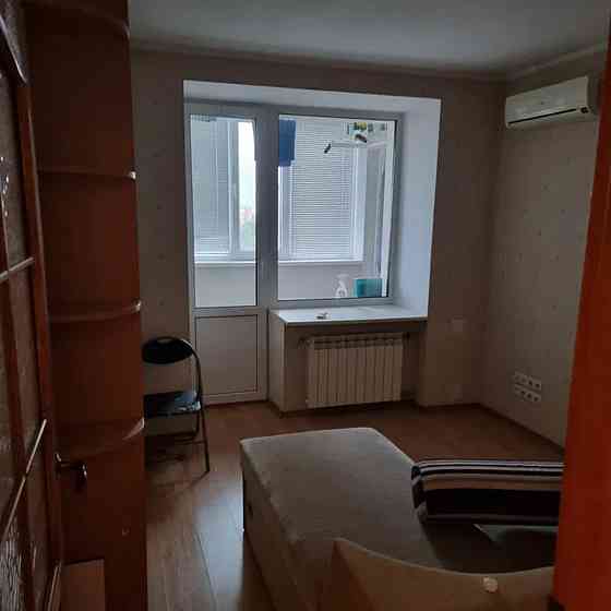 Оренда Квартира 2-кімнатна, 10/10 поверх на Хмельницька, 10 Kiev