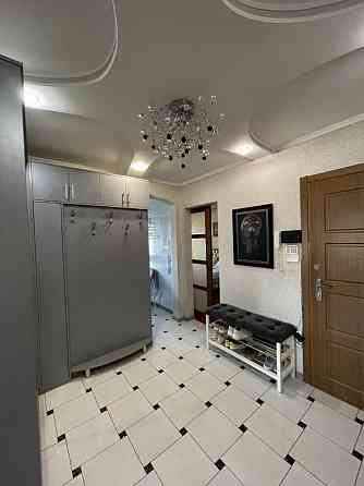 Продаж Квартира 3-кімнатна, 14/15 поверх на вул. Проспект Миру Житомир