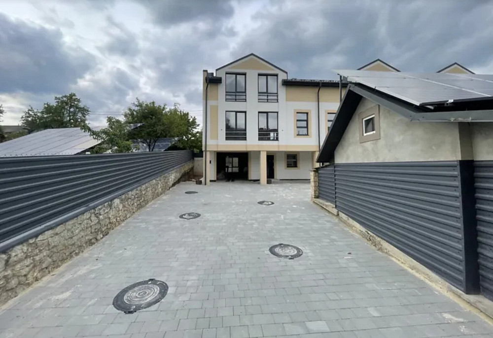 Продаж 3 поверхового таунхауса з ділянкою на 18 кв. м., 165 кв. м, Гаї Гречинські  - фото 1