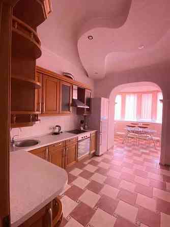 Оренда Квартира 2-кімнатна, 9/16 поверх на ул. Маршала Тимошенко Kiev