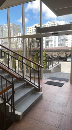 Продам квартиру в ЖК "Якоря" на цокольном этаже (ул.Бочарова) Lisky (Kominternivskyi raion)