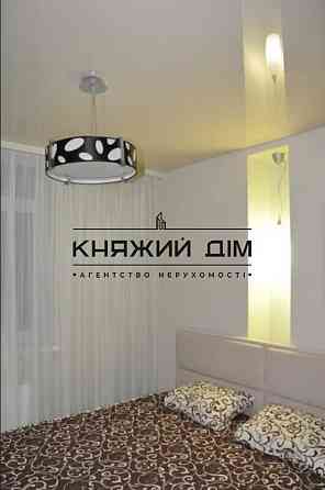 Продаж двокімнатної квартири студії по вул. Феодосійська 3В. Код об'єкта: 21144934 Київ