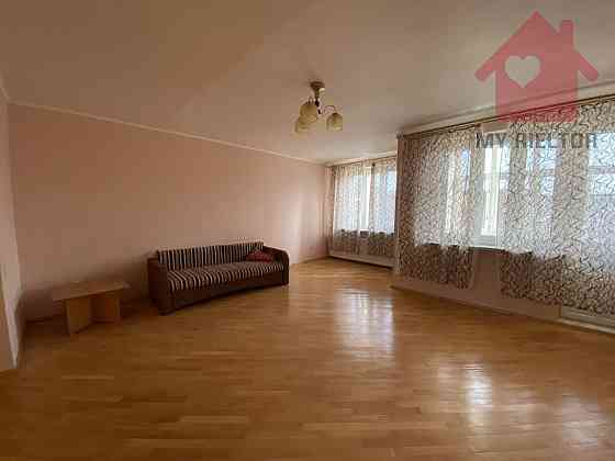 Продаж чотирикімнатної квартири по вул.Володимирська Uzhhorod