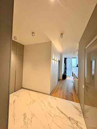 Продаж Квартира 2-кімнатна, 19/23 поверх на Василя Тютюнника вул., д. 28а Київ