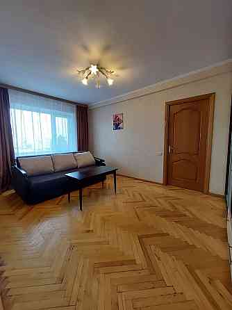 Оренда Квартира 3-кімнатна, 7/10 поверх на вул. Івана Миколайчука, 7 Kiev