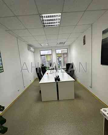 Оренда Будинок 5-кімнатний на Щекавицька вул., 30/39 Київ