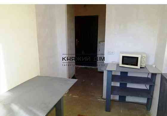 Оренда Квартира 1-кімнатна, 21/25 поверх на Сивашская ул. Kiev