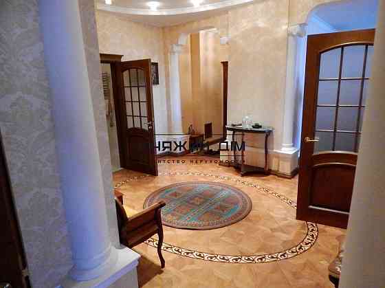 Оренда Квартира 3-кімнатна, 9/13 поверх на Леси Украинки бульв. Kiev