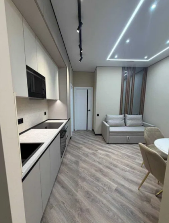 Продаж Квартира 2-кімнатна на ул. Краснова, 1д Одесса