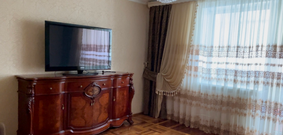 Трехкомнатная квартира с ремонтом на Черемушках Одесса