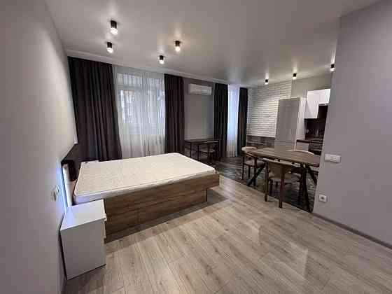 Оренда Квартира 1-кімнатна, 7/21 поверх на Балтійська, 3а Київ