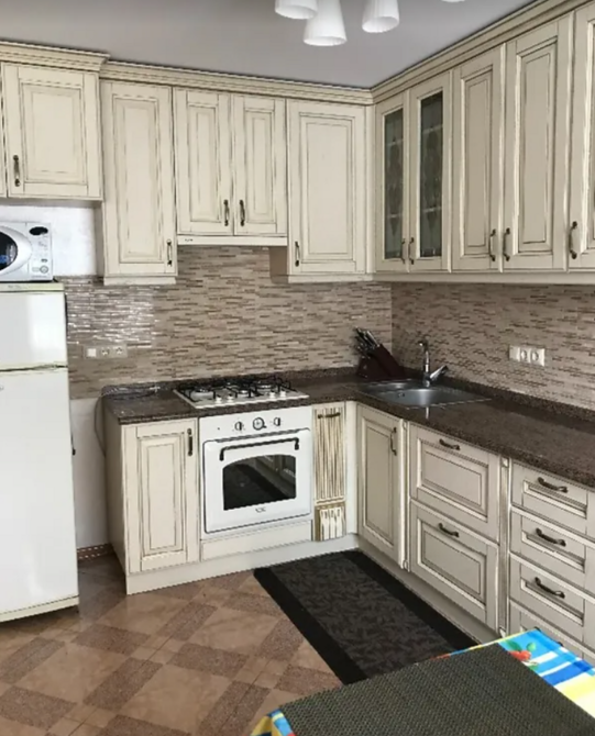 Продаж 2 поверхового будинку з опаленням і ділянкою на 14 соток, 207 кв. м, Біла  - фото 1