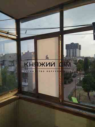 Оренда Квартира 1-кімнатна, 5/5 поверх на Ялтинская ул. Київ