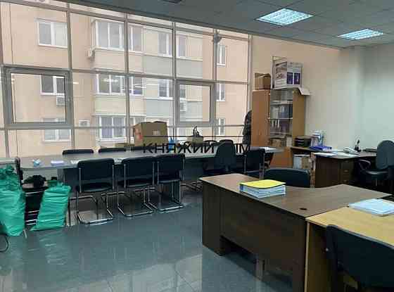 Оренда офісне приміщення на Раїси Окіпної поверх - 3 Київ