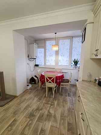 Продаж Квартира 4-кімнатна, 5/6 поверх на вул. Сорохтея О. Ивано-Франковск