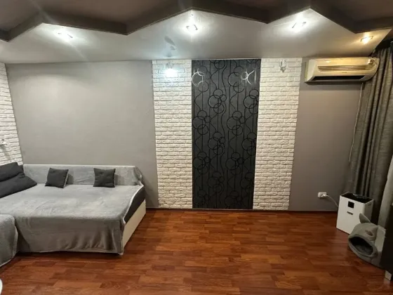 Продаж 2к Квартира 45 кв.м Галини Мазепи Дніпро