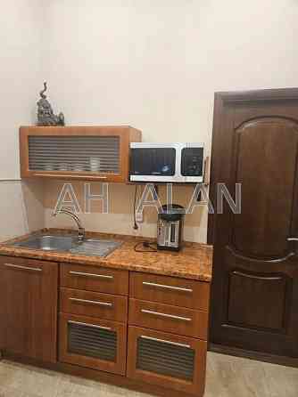 Оренда Будинок на Лютеранська вул., 13 Київ