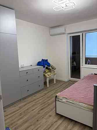 Оренда Квартира 1-кімнатна, 8/10 поверх на Ревуцького, 17 Київ