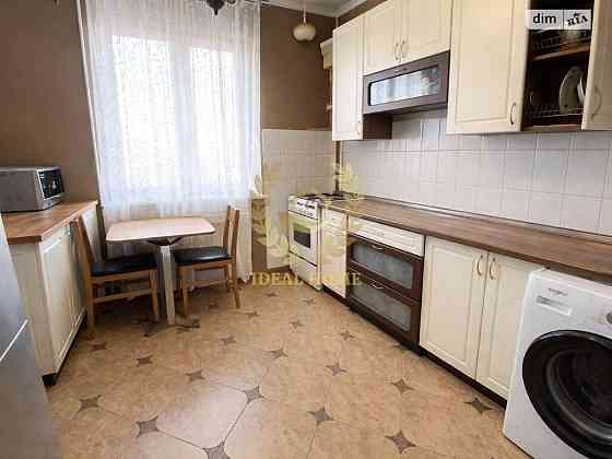 Продаж Квартира 15-кімнатна, 7/10 поверх на Закревского Николая ул., 63 Киев