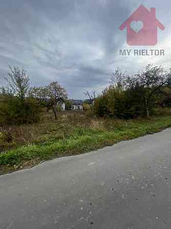 Продаж земельної ділянки 7 соток Huta