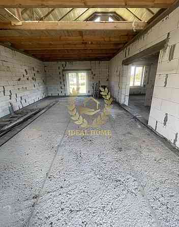 Продаж Будинок 5-кімнатний 