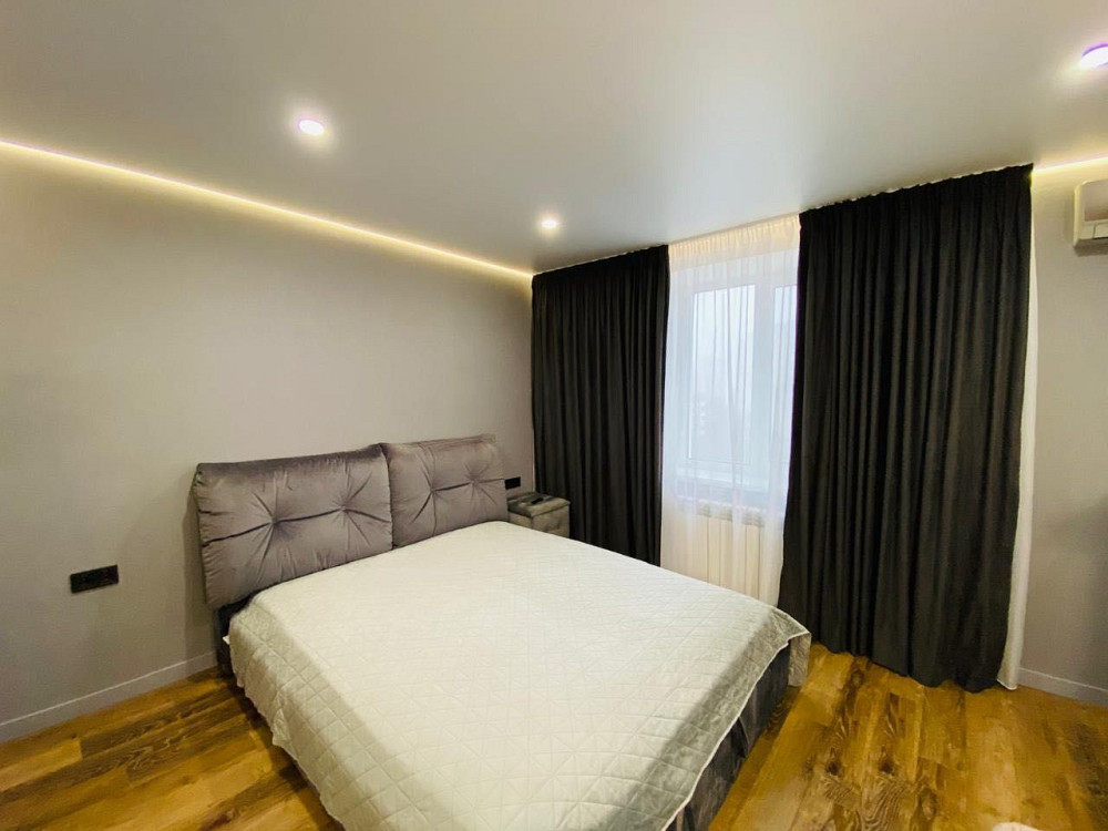 Продаж Квартира 4-кімнатна, 11/18 поверх на Дмитра Чижевського вул., д. 2А Київ - фото 8