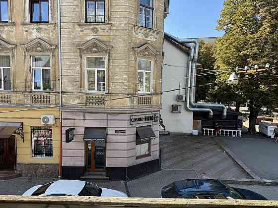Продаж 2-кімнатна квартира Львів