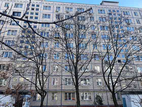 Продаж Квартира 2-кімнатна, 8/9 поверх на Романа Шухевича, 30А Київ