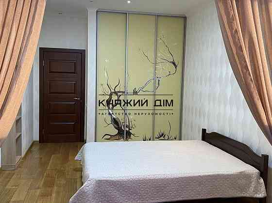 Оренда Квартира 2-кімнатна, 8/25 поверх на вул. Драгомирова Михаила ул./Андрія Верхогляда Київ