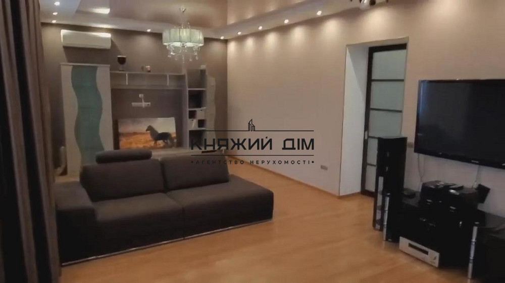 Есть генератор. Шикарный дом на Осокорках. Метро Славутич 3,5 км. Код :136672 Київ - фото 9