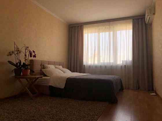 Оренда Квартира 1-кімнатна, 12/16 поверх на ул. Санаторная, 18 Київ