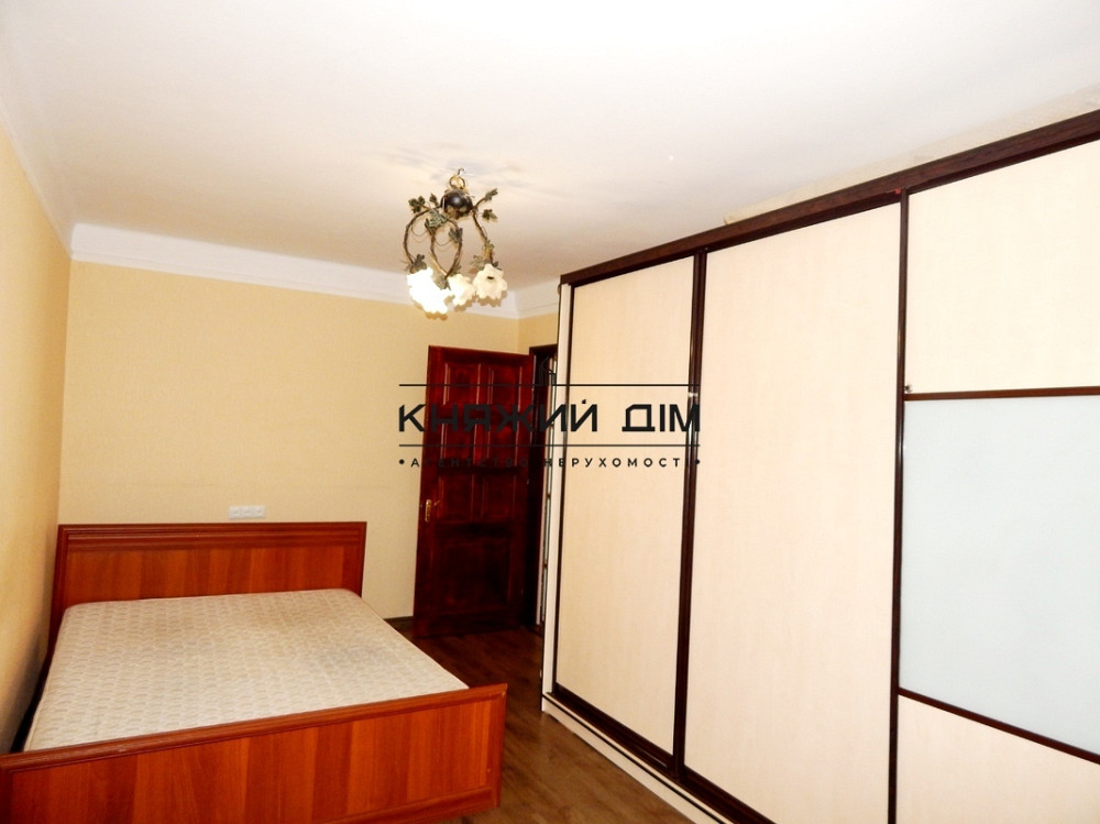 Оренда Квартира 2-кімнатна, 1/9 поверх на Плеханова ул. Київ - фото 1