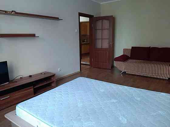 Оренда Квартира 1-кімнатна, 14/24 поверх на вул. Юлії Здановської, 83Г Київ