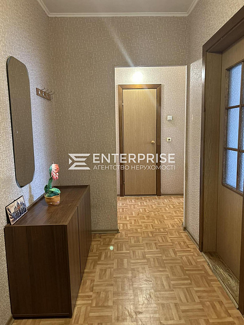 Продаж Квартира 1-кімнатна, 18/22 поверх на вул. Пчелки Елены Киев - изображение 7