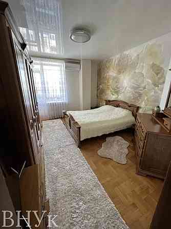 Продаж Квартира 1-кімнатна, 6/6 поверх на вул. Коновальця Є. Ternopil'