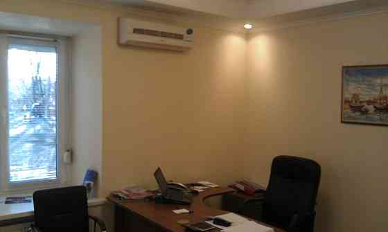 Оренда офісне приміщення на улица Грушевского Михаила, д.34 приміщень - 5, поверх - 1/7 Киев