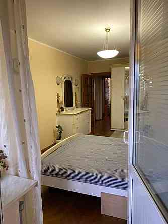 Продаж Квартира 3-кімнатна, 9/9 поверх на Малишка, 19 Київ