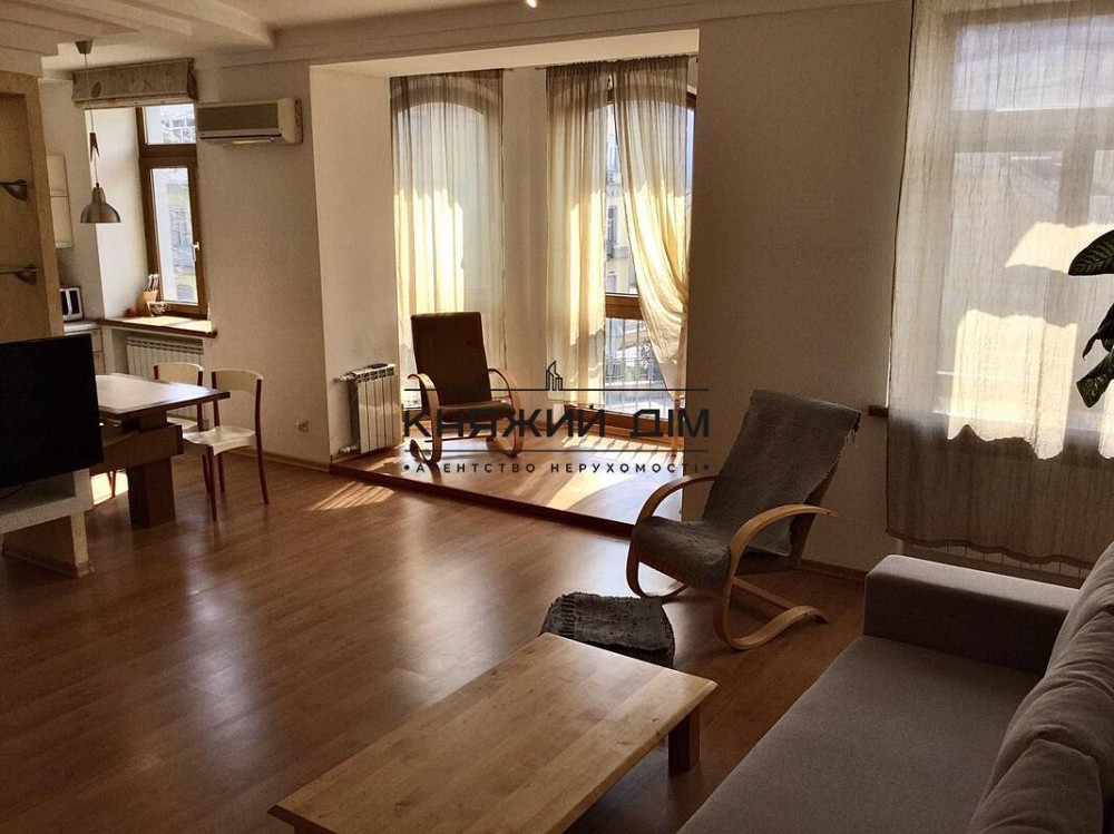 Оренда Квартира 3-кімнатна, 3/5 поверх на Лютеранская ул. Киев - изображение 1