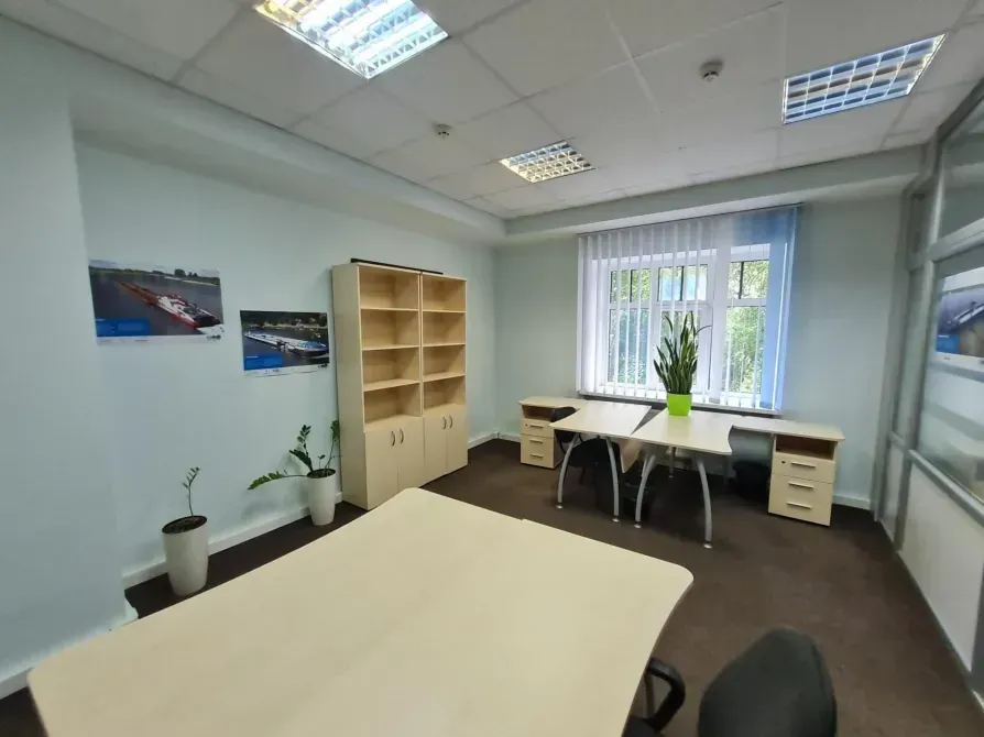 Здається Офісні приміщення площа 48 кв.м 1-й поверх Київ Ігорівська 12Б Київ - фото 1