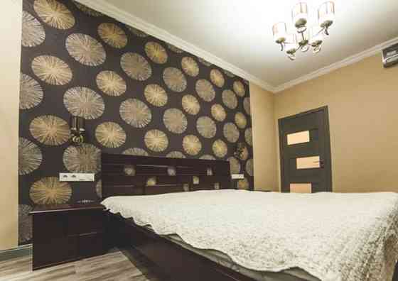 Оренда Квартира 3-кімнатна, 16/17 поверх на Базарная ул., 5/3 Одеса