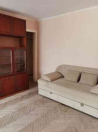 Оренда 2к Квартира 40 кв.м Ушинського вул., 11 Kiev