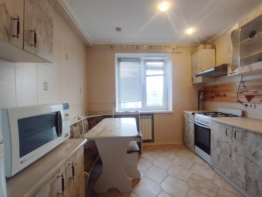 Оренда Квартира 1-кімнатна, 9/9 поверх на Миколайчука, 17/1 Киев - изображение 1