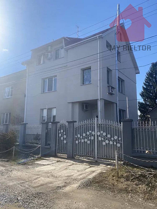 Продаж просторого будинку ! Uzhhorod - photo 1