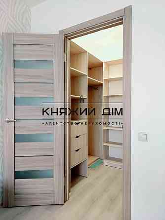 Оренда Квартира 1-кімнатна, 24/26 поверх на Крушельницкой Соломии ул. Київ