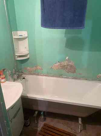 Продаж Квартира 2-кімнатна, 6/6 поверх на Каштанова вул., д. 14 Kiev