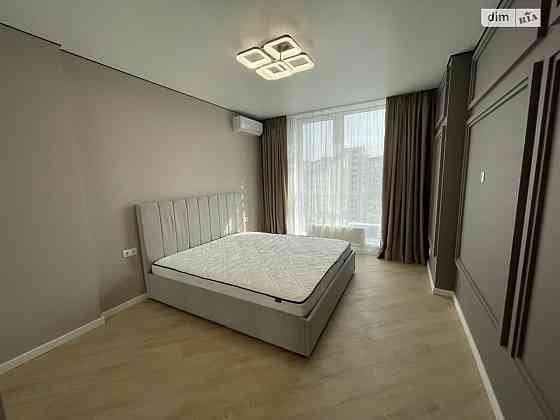 Оренда Квартира 1-кімнатна, 20/25 поверх на Ревуцького, 40Б Київ