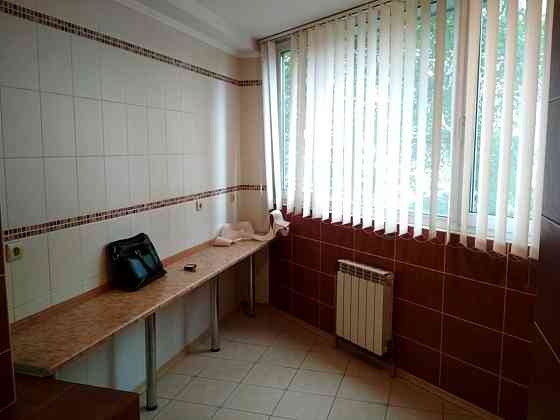 Продаж Квартира 3-кімнатна, 1/22 поверх на Драгоманова, 8а Kiev