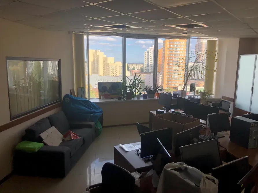 Продаж Торгово-офісний центр площа 74.5 кв.м 4-й поверх на МОСТ-СИТИ Дніпро - фото 2