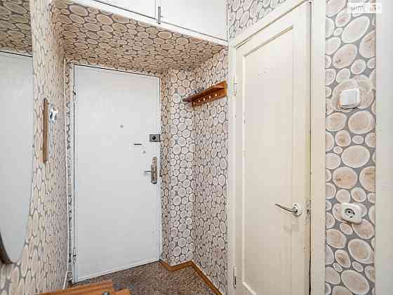 Продаж Квартира 1-кімнатна, 1/6 поверх на Госпітальний вул., д. 1А Київ