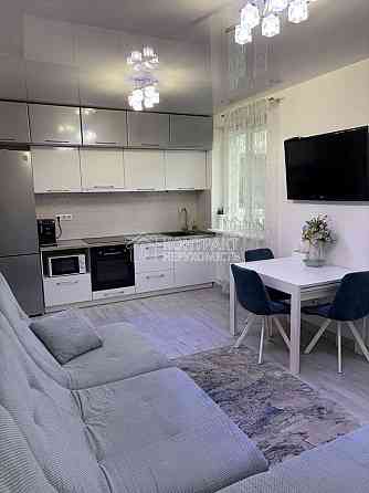 Продаж Квартира 3-кімнатна, 2/9 поверх на вул. Миру Kharkiv